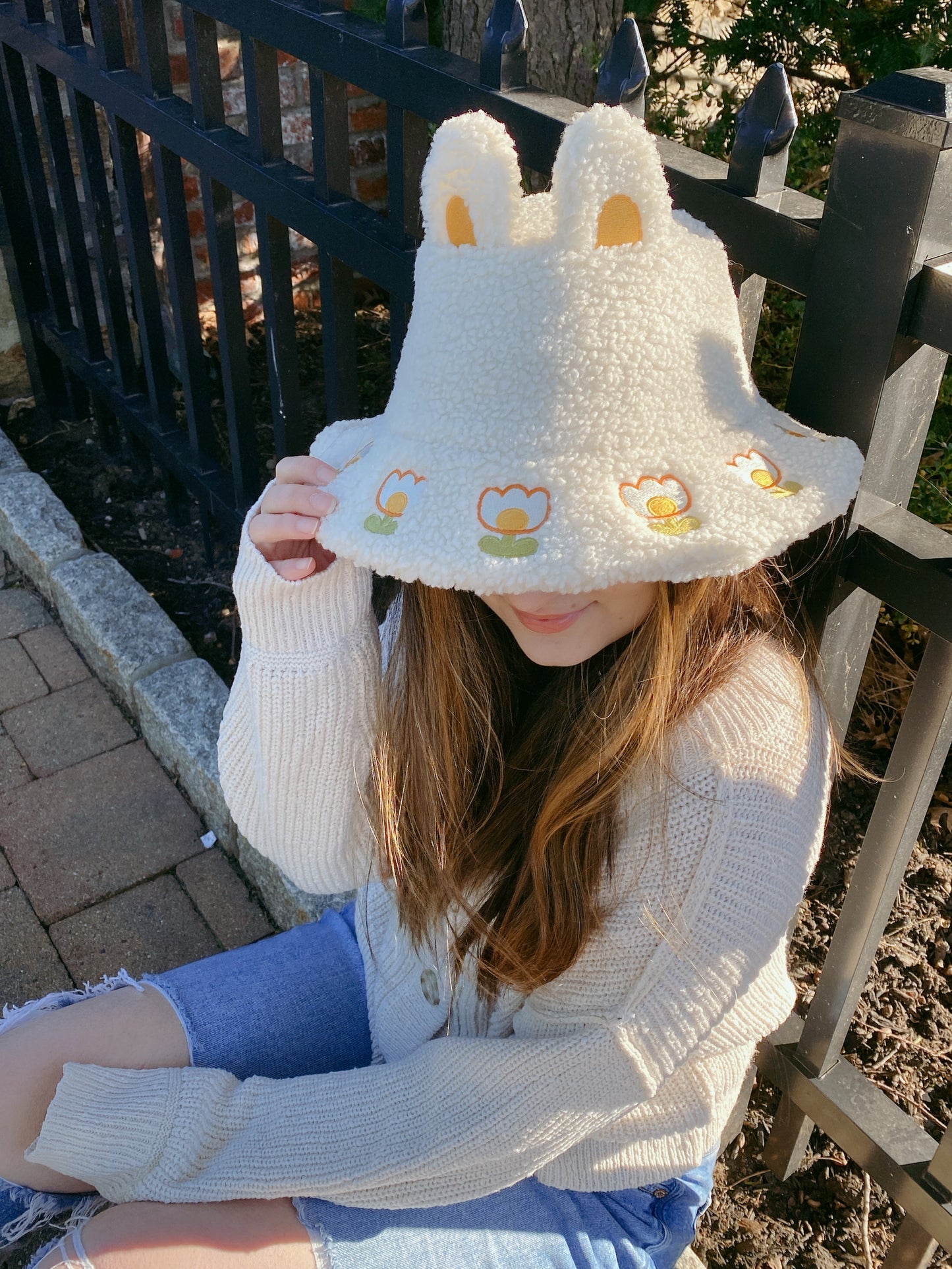 White Tulip Bucket Hat | DISCOUNTED $38-->$25